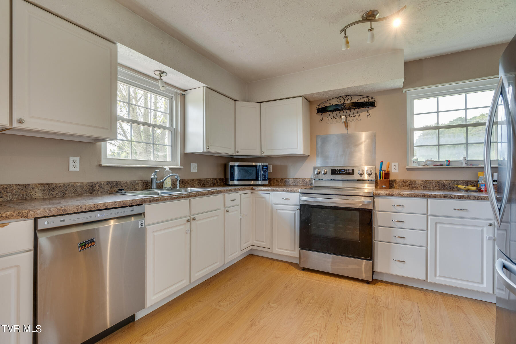 972 Wykle Road Greeneville, TN 37743 - Photo 10 of 30 010