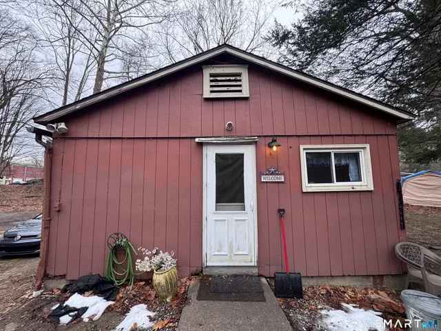 $239,900 | 40 Flood Bridge Road, Southbury, CT 06488