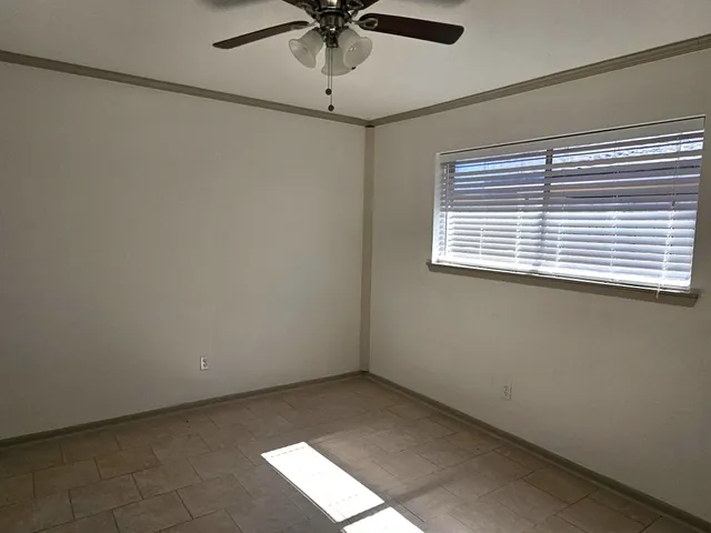 $1,995 | 1907 Avenue C, Katy, TX 77493