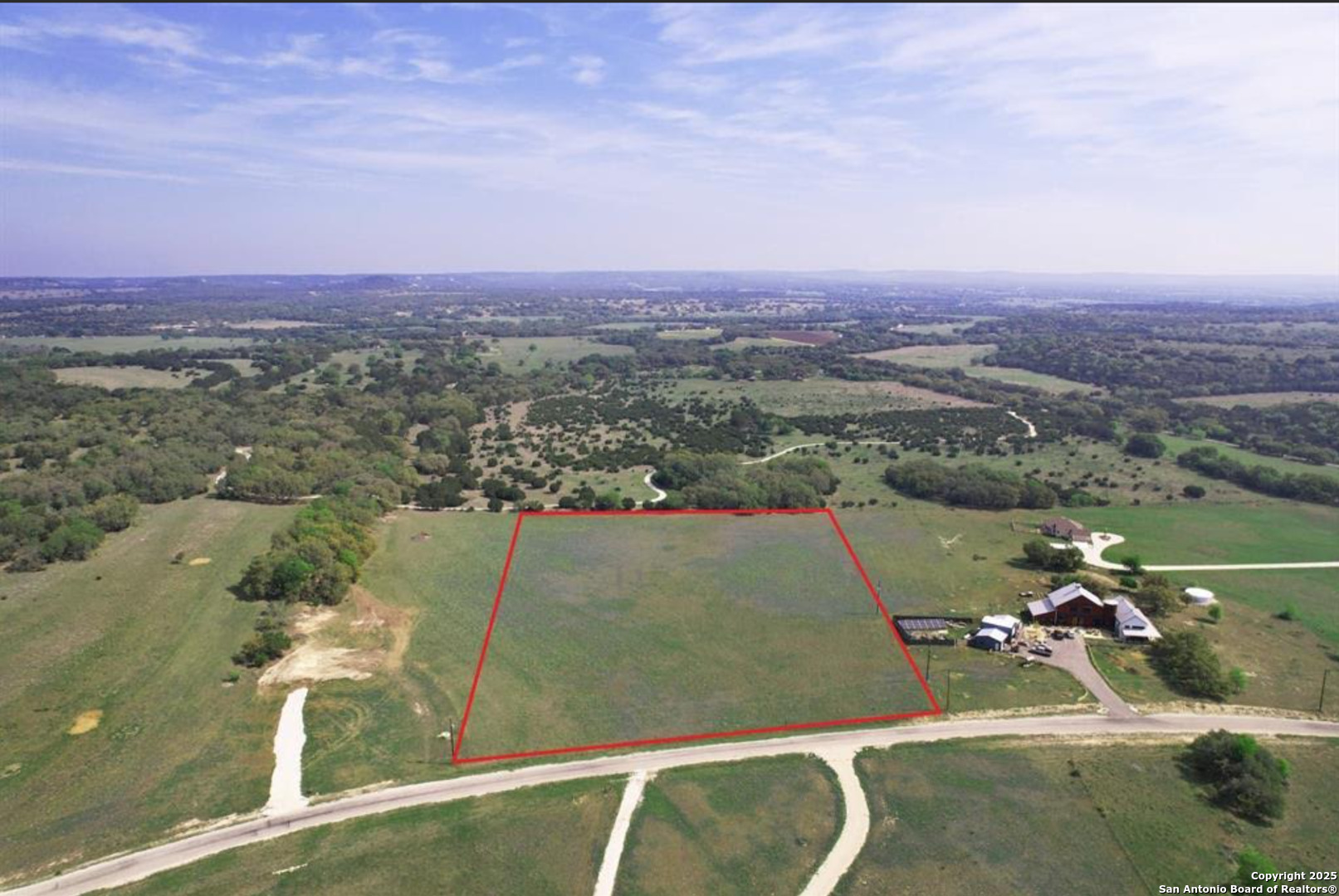 348 Lipan Apache Blanco, TX 78606 - Photo 2 of 6