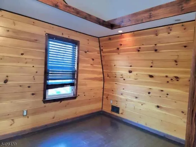 $3,500 | 906 Center Street, Scotch Plains, NJ 07076