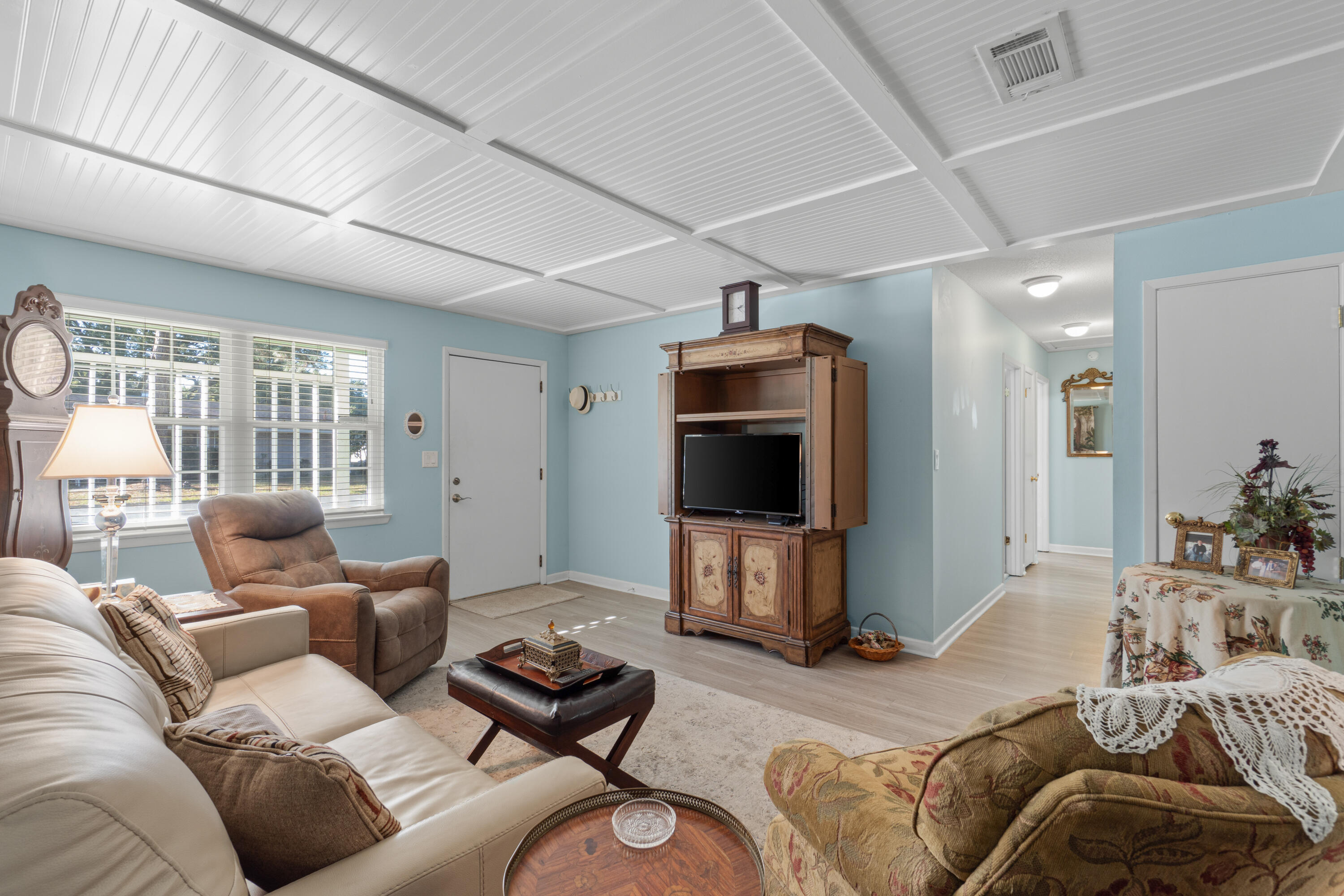 357 Lisette Court Fort Walton Beach, FL 32547 - Photo 4 of 44 5-print-Final-12