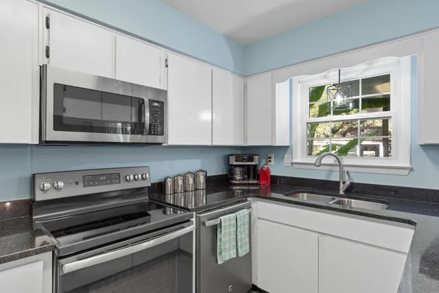 $350,000 | 357 Lisette Court, Fort Walton Beach, FL 32547