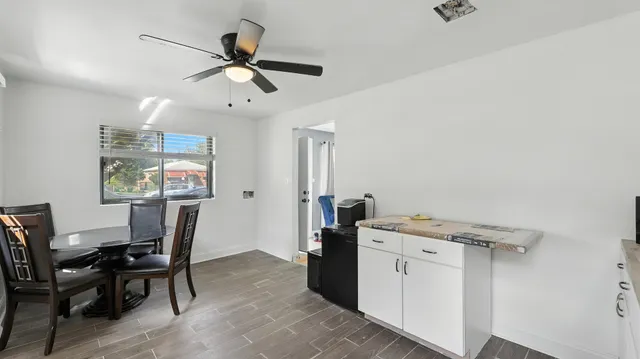 $90,000 | 14715 Maplewood Avenue, Harvey, IL 60426