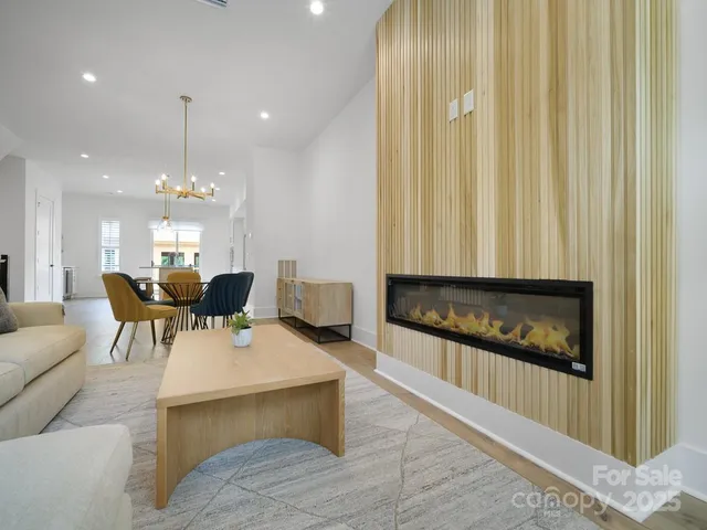 $865,000 | 2520 Park Rose Lane, Unit 14, Charlotte, NC 28204