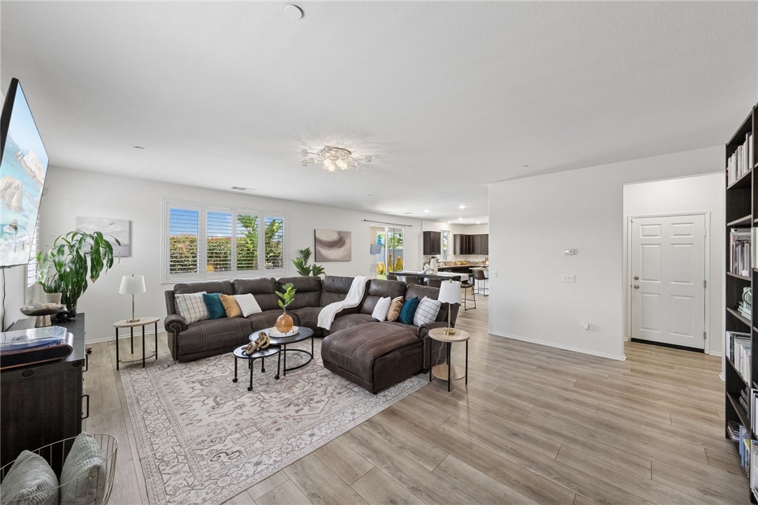 25432 Lone Acres Road Menifee, CA 92584 - Photo 12 of 65 Great room