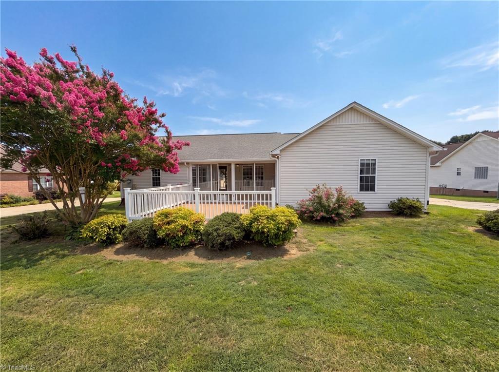 6404 Starlette Lane Trinity, NC 27370 - Photo 5 of 25