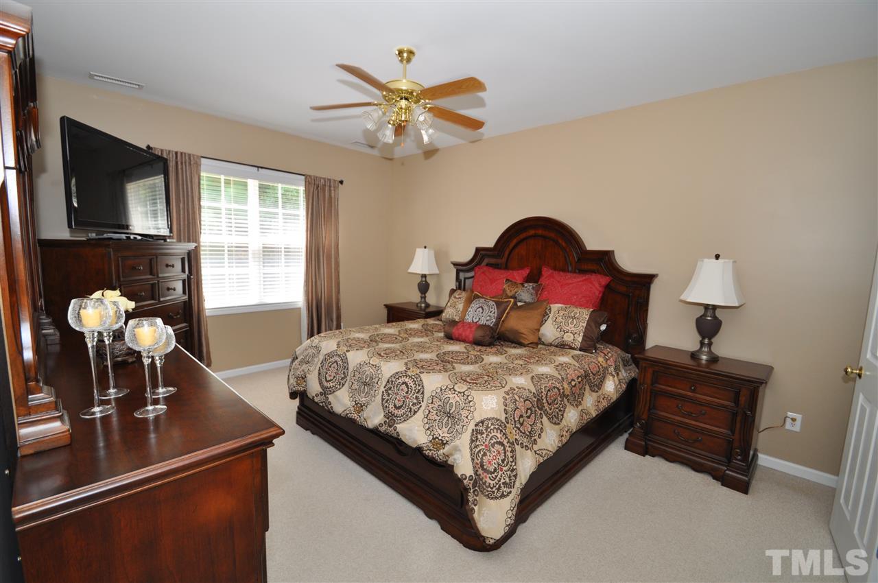 273 Inkster Cove Raleigh, NC 27603 - Photo 10 of 22