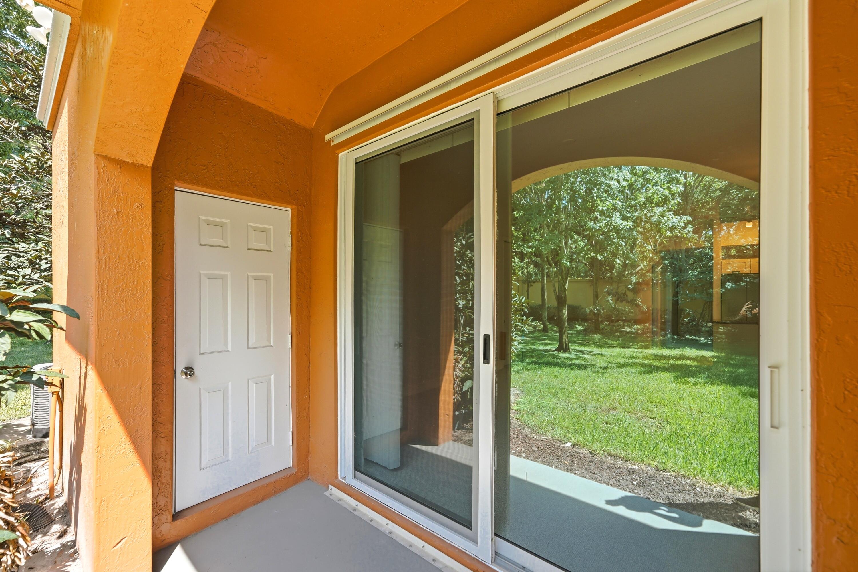58 Southeast Palermo, Unit 104 Stuart, FL 34994 - Photo 23 of 37 53-print-58-se-palermo-ct-104