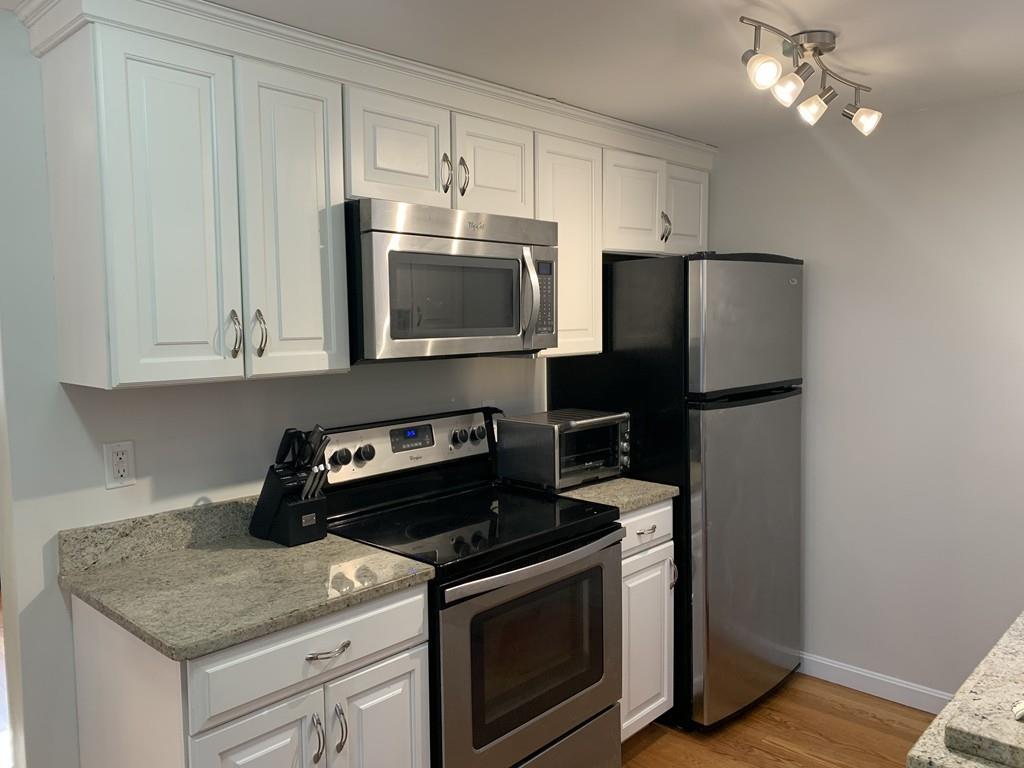 16 Coolidge Road Walpole, MA 02081 - Photo 7 of 23 Gallery Image 7