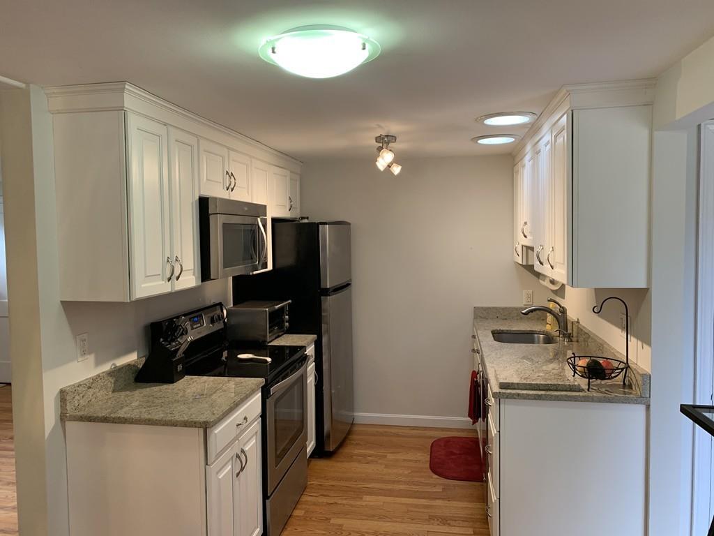 16 Coolidge Road Walpole, MA 02081 - Photo 8 of 23 Gallery Image 8
