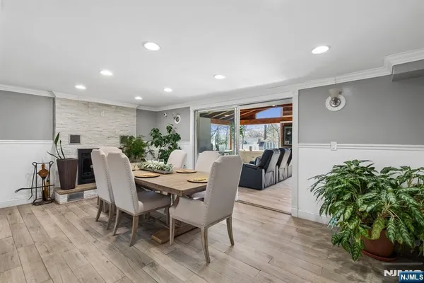 $949,000 | 115 Birchwood Terrace, Wayne, NJ 07470