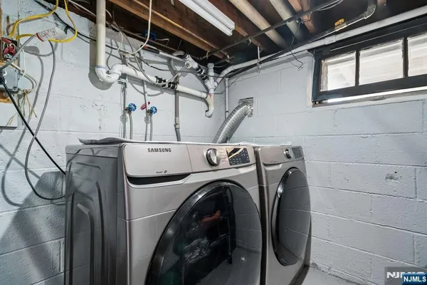 $949,000 | 115 Birchwood Terrace, Wayne, NJ 07470