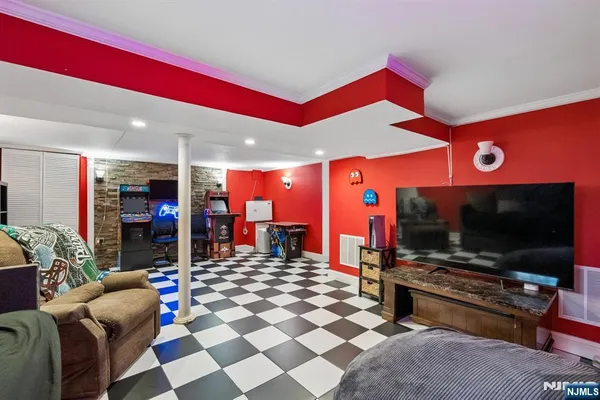 $949,000 | 115 Birchwood Terrace, Wayne, NJ 07470