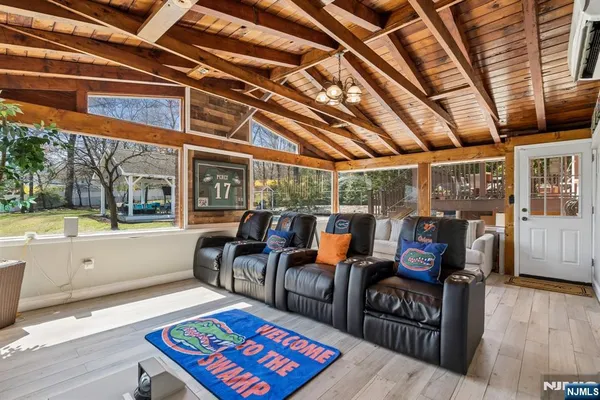 $949,000 | 115 Birchwood Terrace, Wayne, NJ 07470