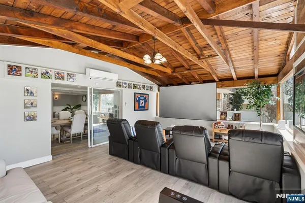 $949,000 | 115 Birchwood Terrace, Wayne, NJ 07470