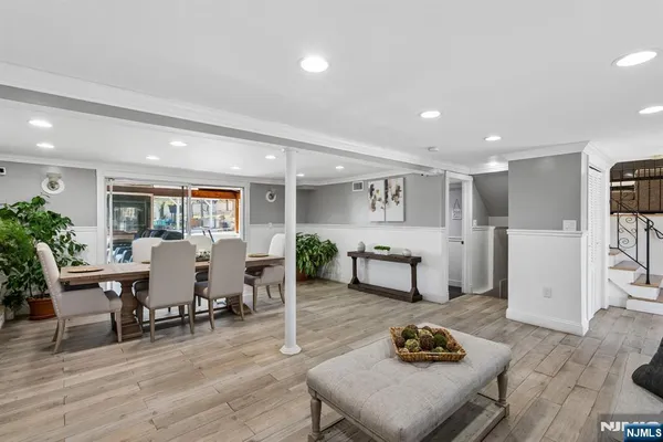 $949,000 | 115 Birchwood Terrace, Wayne, NJ 07470