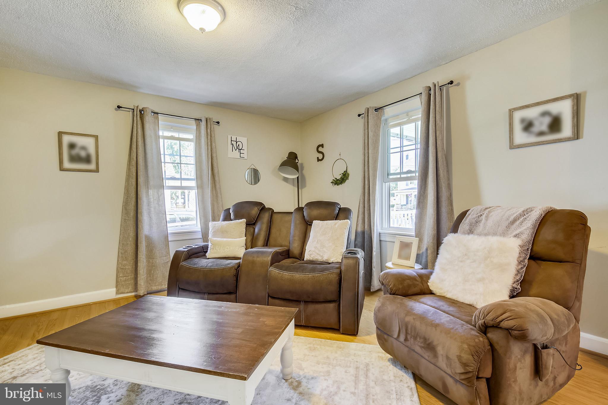 2780 Adams Street Adamstown, MD 21710 - Photo 5 of 37 Formal living room