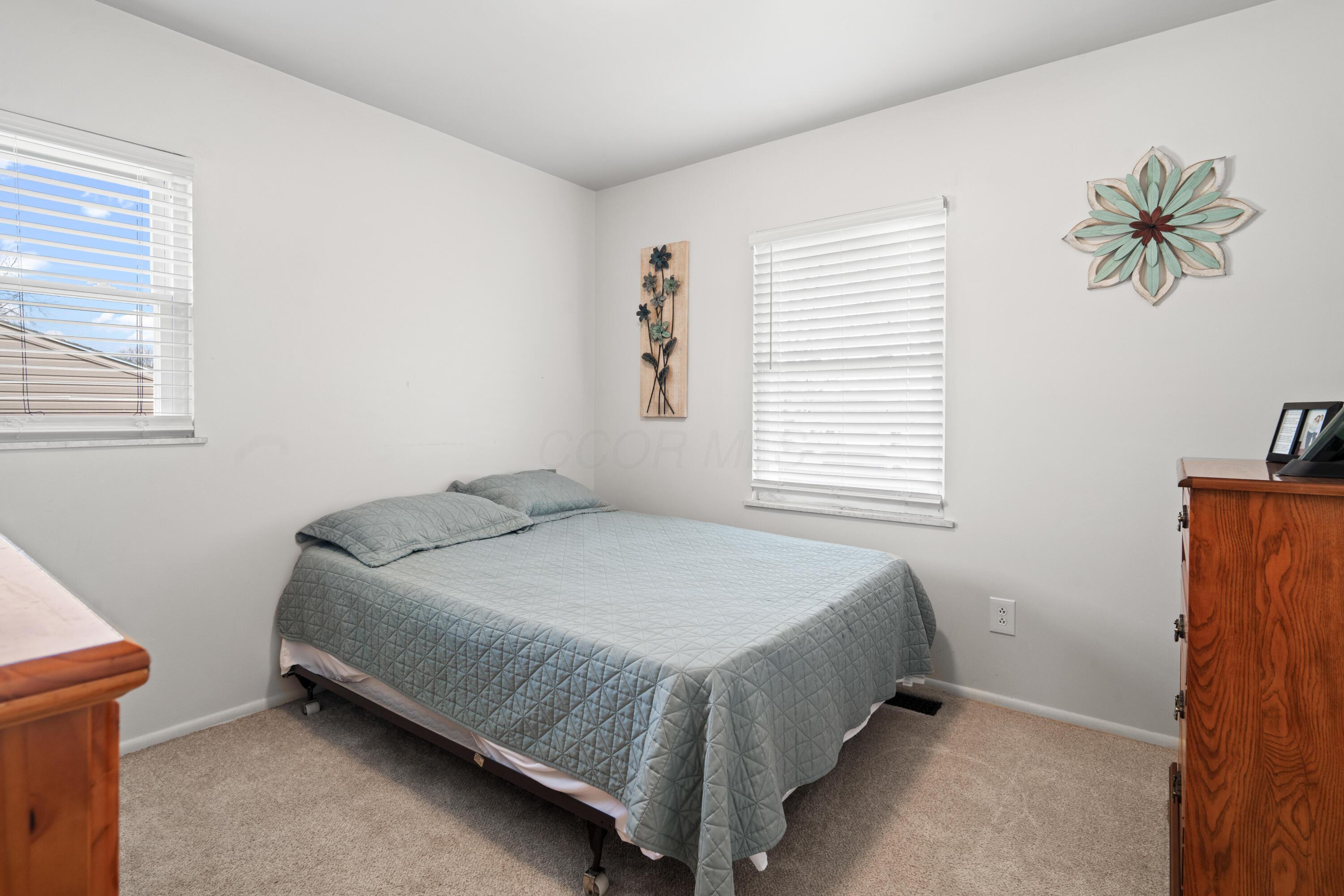 2943 Tarryton Lane Springfield, OH 45503 - Photo 7 of 27 DSC_5407