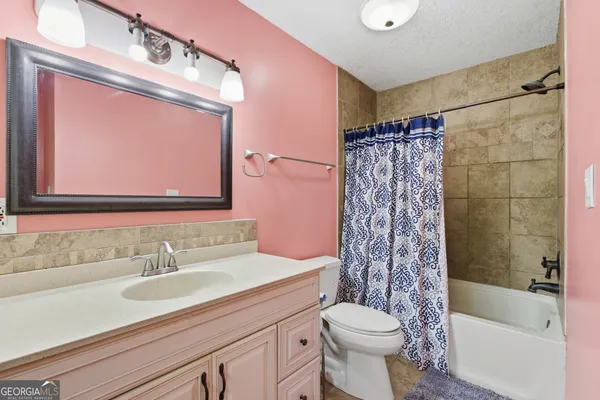 $335,000 | 189 Foxdale Drive, Toccoa, GA 30577