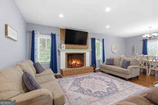 $335,000 | 189 Foxdale Drive, Toccoa, GA 30577