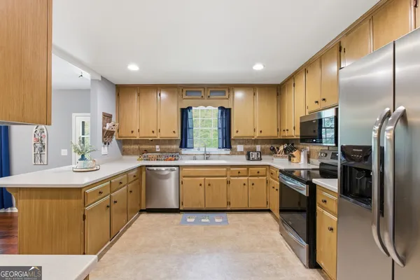 $335,000 | 189 Foxdale Drive, Toccoa, GA 30577