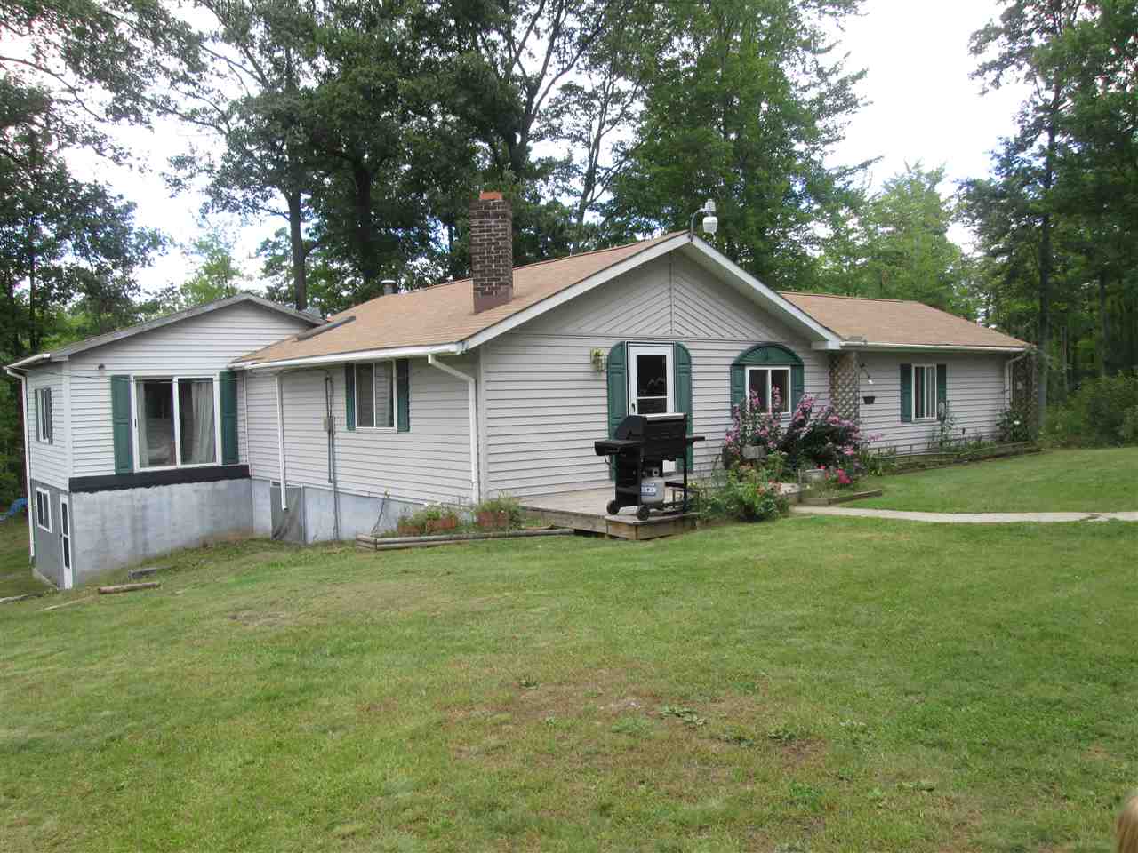 2725 East Rose City Road Lupton, MI 48635 - Photo 35 of 36 1806248-34.JPG