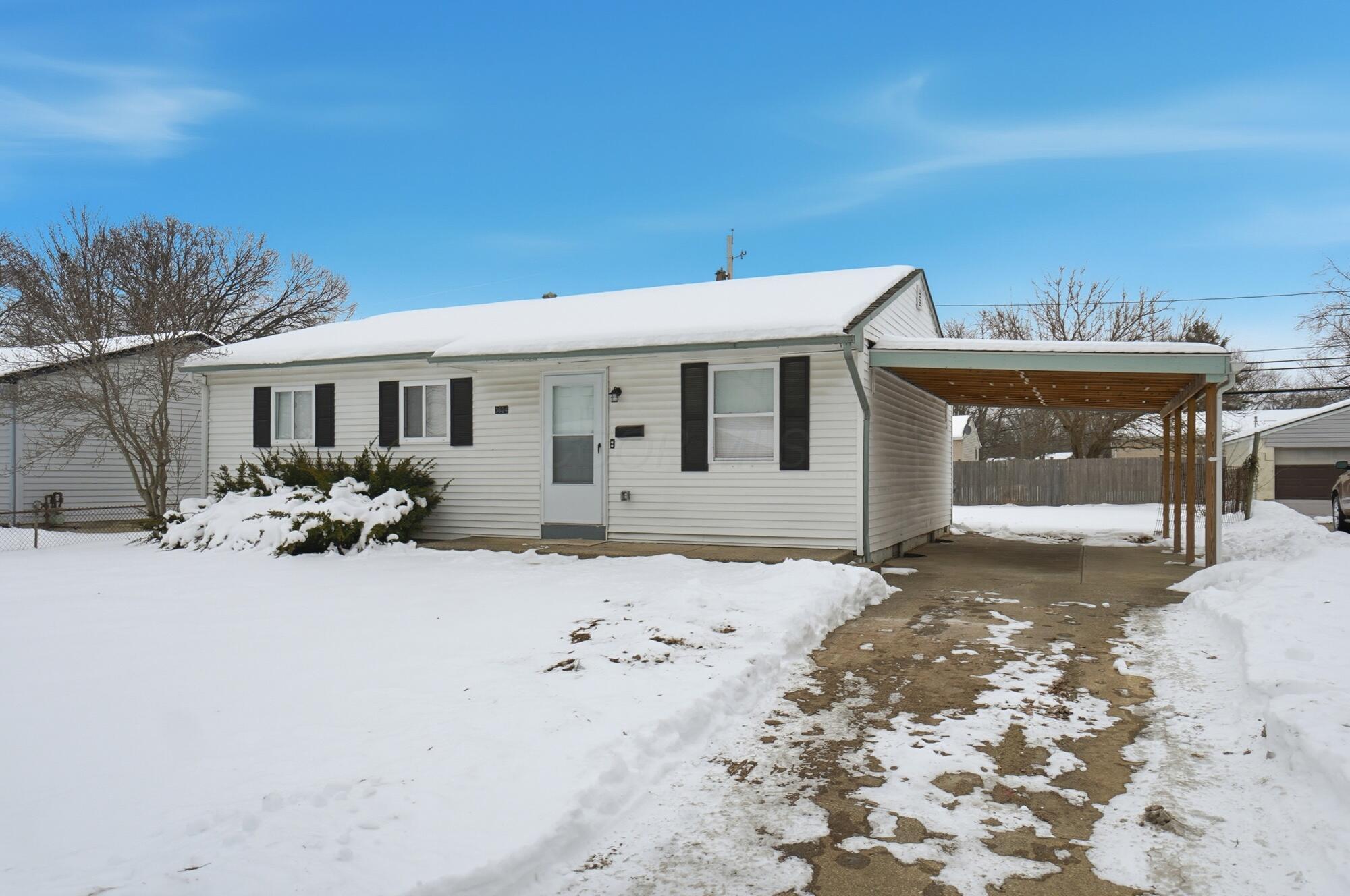 3824 Wade Road Columbus, OH 43232 - Photo 2 of 42 Front