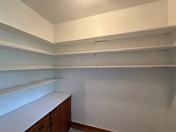 $1,450 | 184 Fairview Street, Unit 3, New Britain, CT 06051