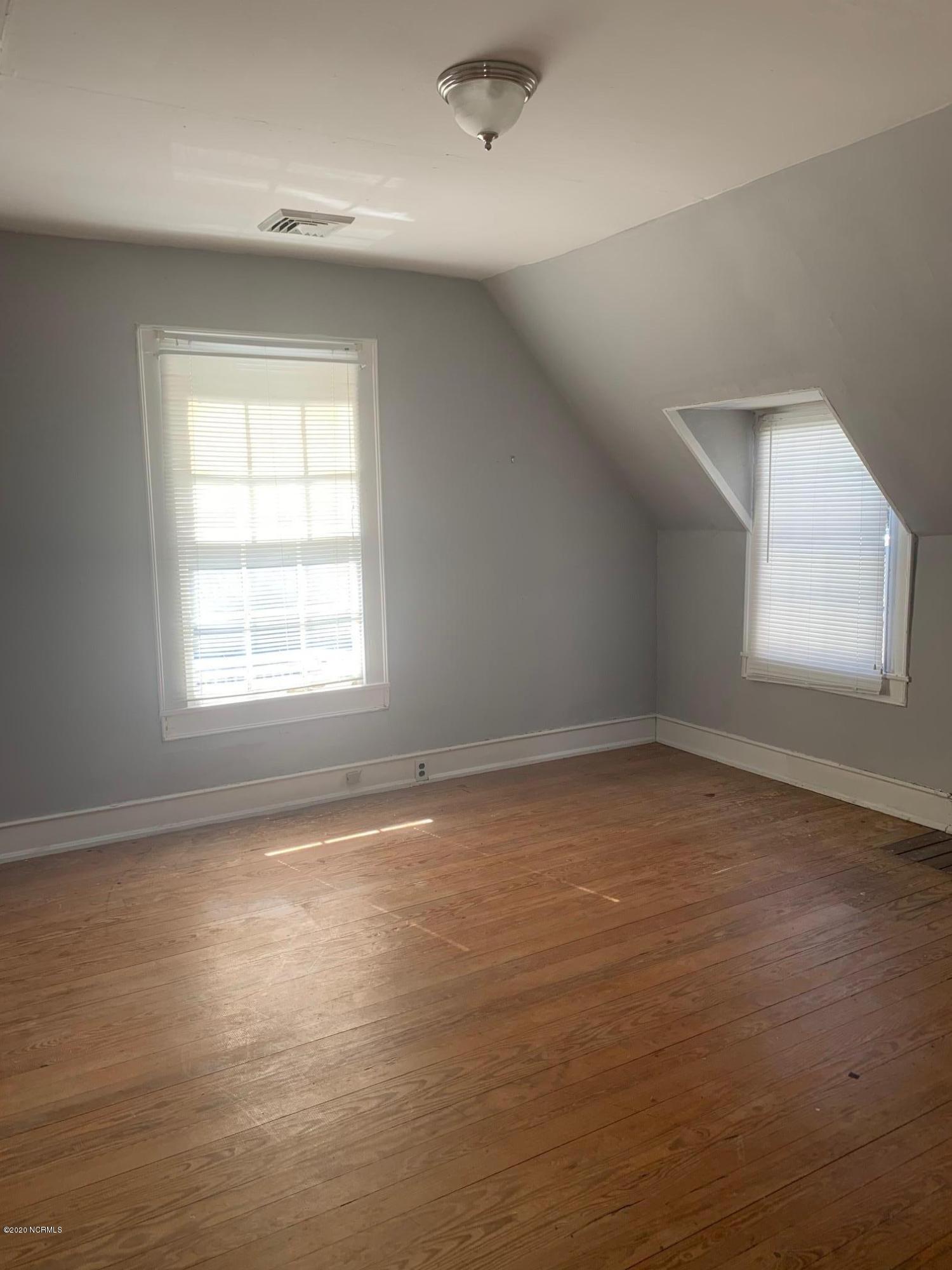 421 East 2nd Street Washington, NC 27889 - Photo 16 of 18 IMG_3903
