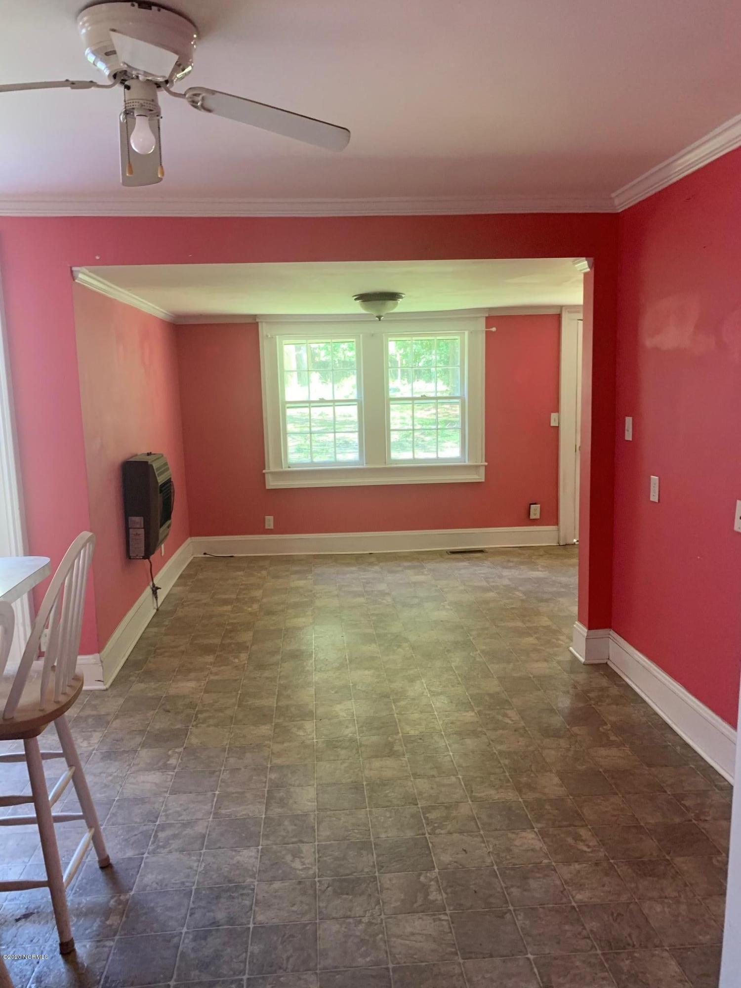 421 East 2nd Street Washington, NC 27889 - Photo 7 of 18 IMG_3893