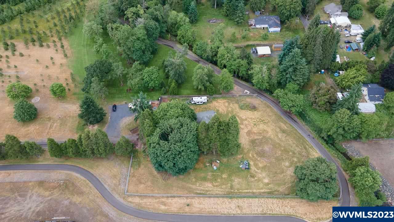 33026 Tennessee Road Southeast Lebanon, OR 97355 - Photo 17 of 23 Gallery Image 17