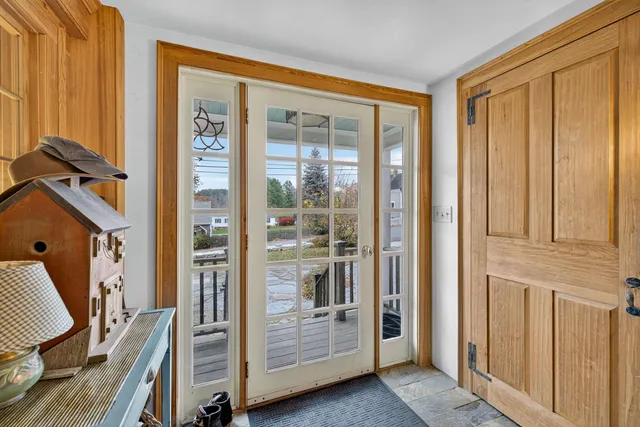 $499,999 | 1 Cemetery Road, New Boston, NH 03070