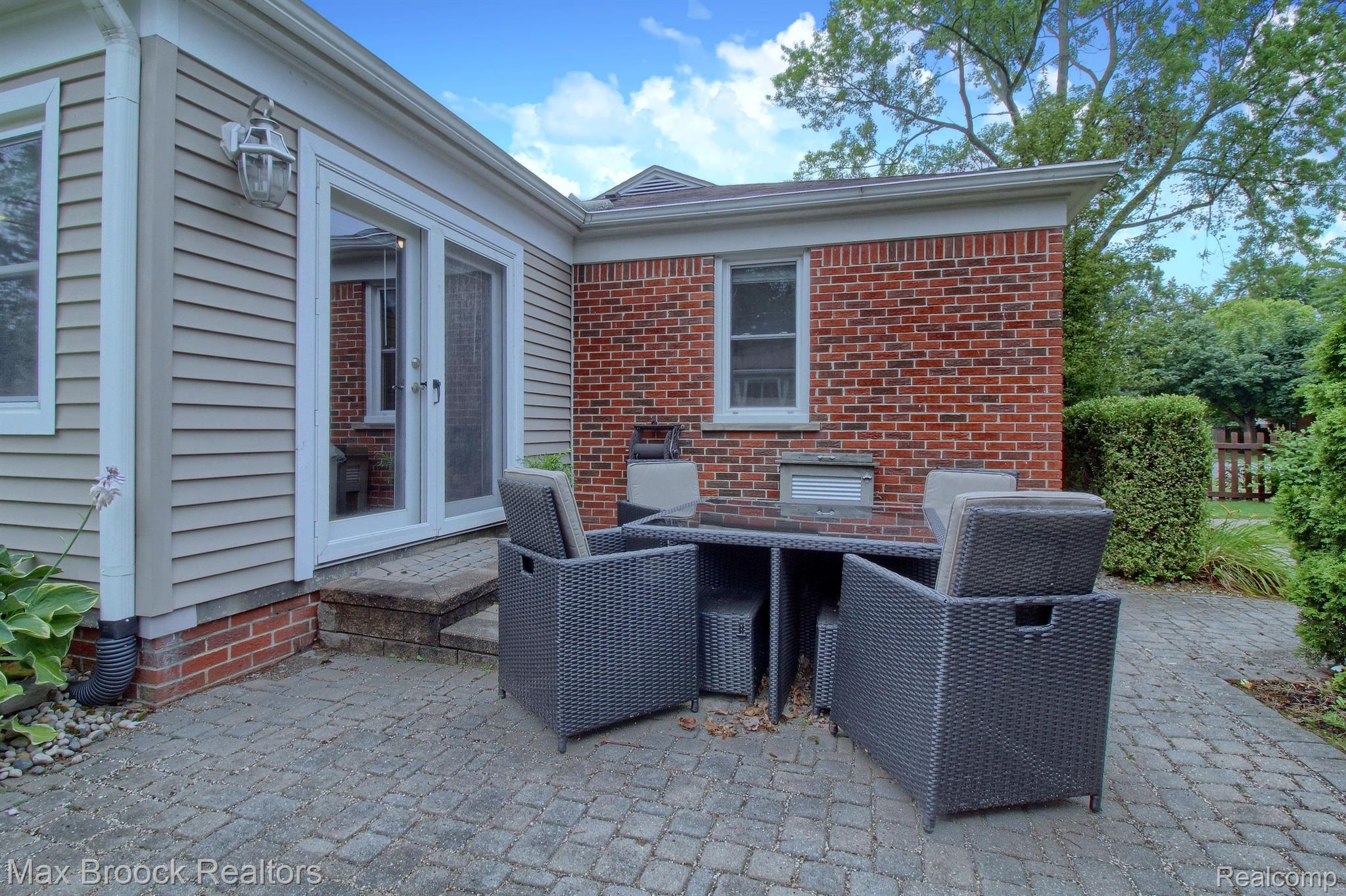 2313 Pembroke Road Birmingham, MI 48009 - Photo 29 of 32 Gallery Image 29