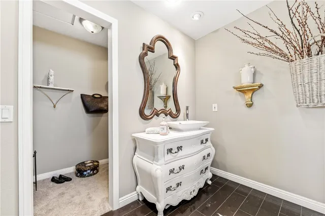 $899,900 | 18576 Vallarta Drive, Huntington Beach, CA 92646