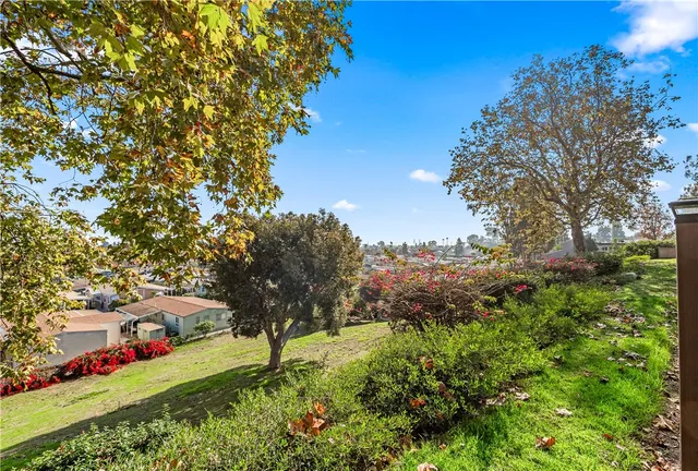 $899,900 | 18576 Vallarta Drive, Huntington Beach, CA 92646