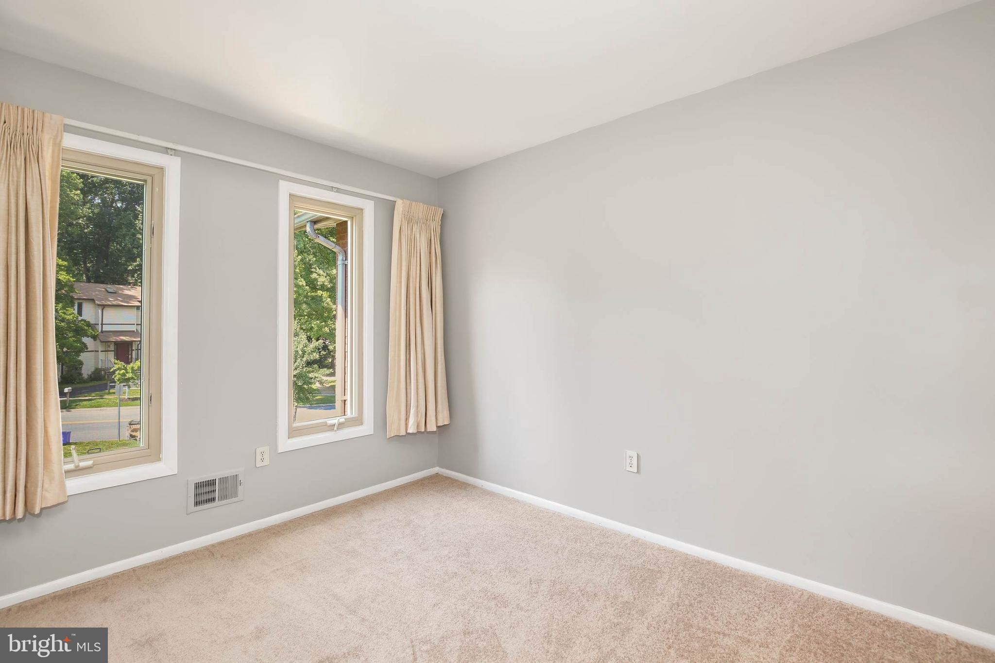 2002 Dundee Road Rockville, MD 20850 - Photo 20 of 39 Gallery Image 20