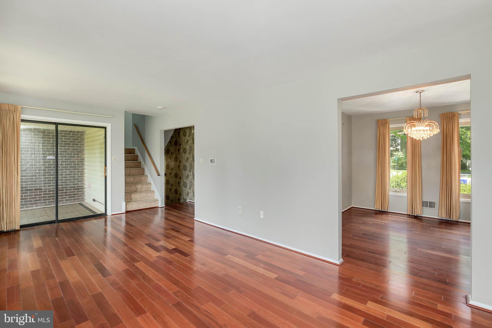 2002 Dundee Road Rockville, MD 20850 - Photo 4 of 39 Gallery Image 4