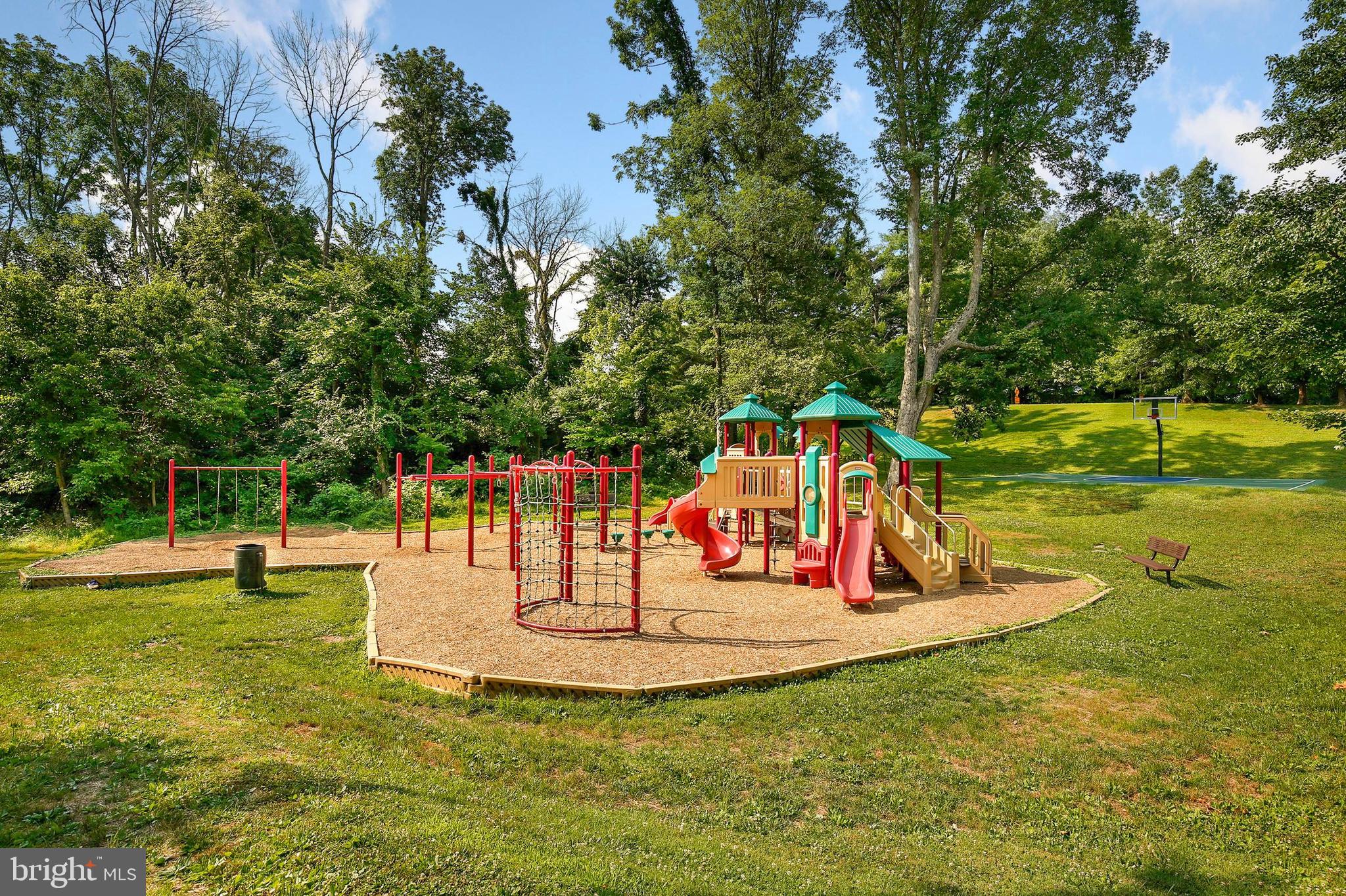 2002 Dundee Road Rockville, MD 20850 - Photo 33 of 39 Gallery Image 33