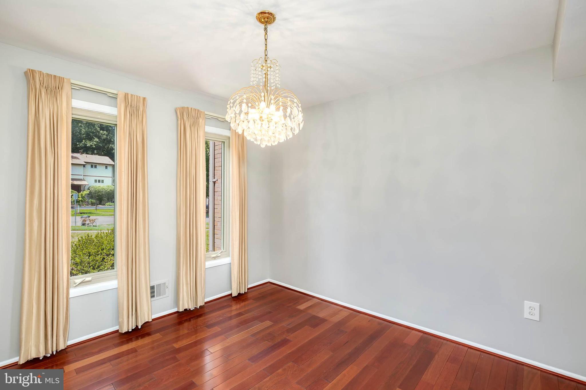 2002 Dundee Road Rockville, MD 20850 - Photo 10 of 39 Gallery Image 10