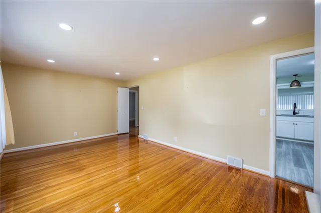 $2,150 | 503 Pineview Drive, Webster, NY 14580