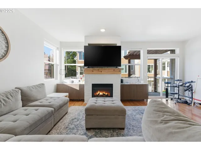 $475,000 | 8590 Southwest 147th Terrace, Unit 103, Beaverton, OR 97007