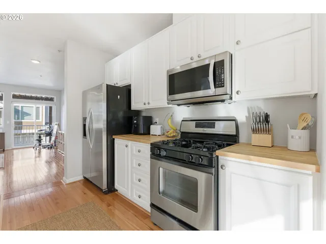 $475,000 | 8590 Southwest 147th Terrace, Unit 103, Beaverton, OR 97007