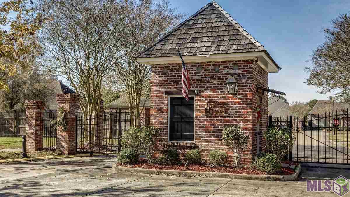 5427 Heidis Place Baton Rouge, LA 70817 - Photo 3 of 26 Gallery Image 3