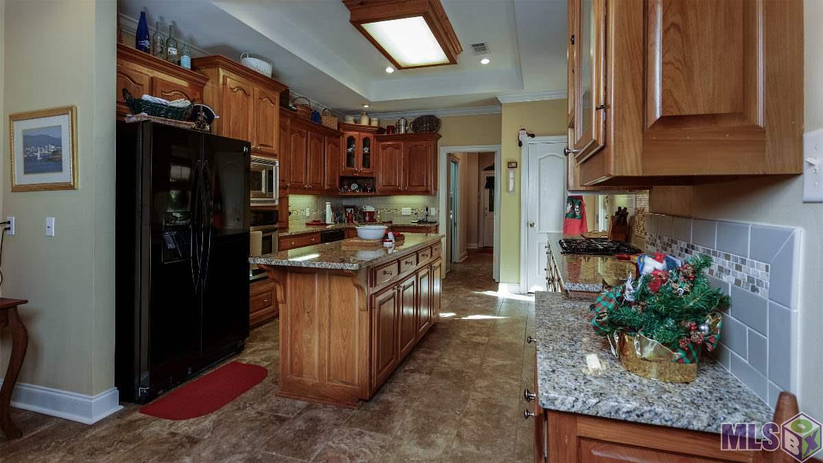 5427 Heidis Place Baton Rouge, LA 70817 - Photo 10 of 26 Gallery Image 10