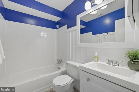 $720,000 | 4812 Fairfax Drive, Arlington, VA 22203