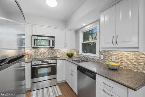 $720,000 | 4812 Fairfax Drive, Arlington, VA 22203