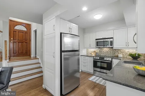 $720,000 | 4812 Fairfax Drive, Arlington, VA 22203