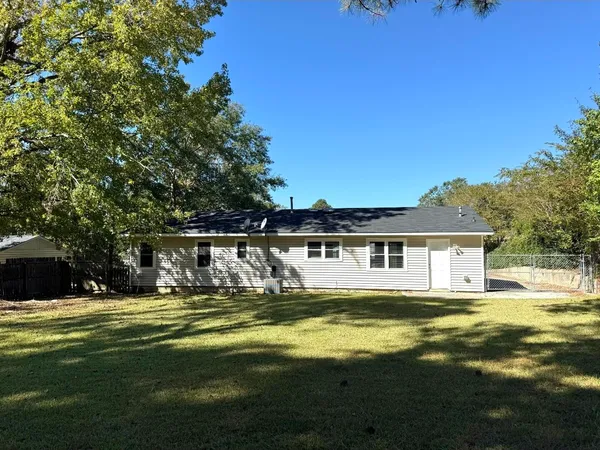 $1,695 | 223 Westmont Drive, Martinez, GA 30907