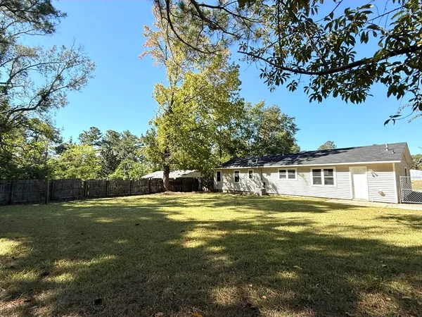 $1,695 | 223 Westmont Drive, Martinez, GA 30907